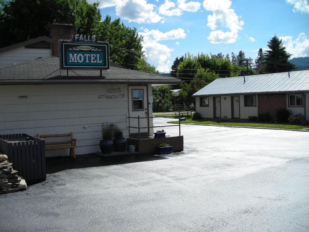 Falls Motel Thompson Falls ภายนอก รูปภาพ